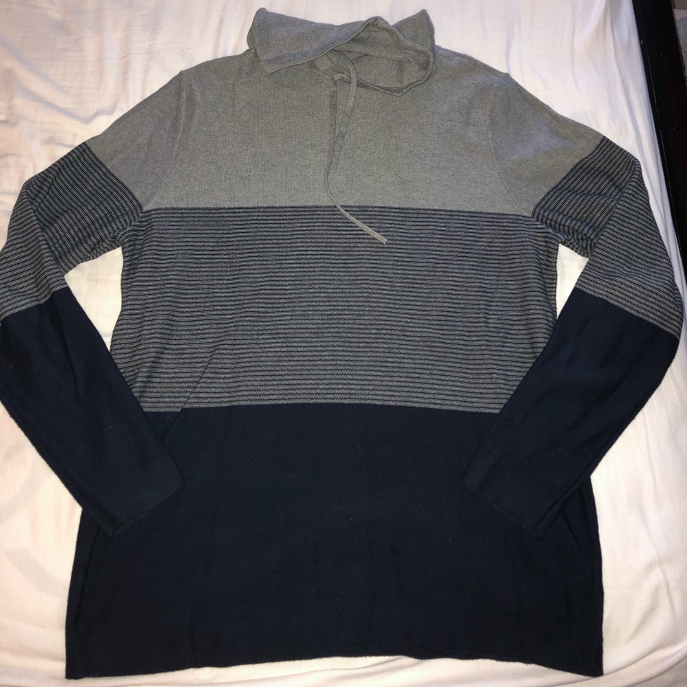 Men’s Large Express Blue/Grey Turtleneck Sweater